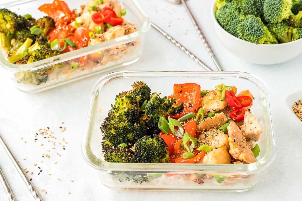 chicken and veggies in meal prep containers