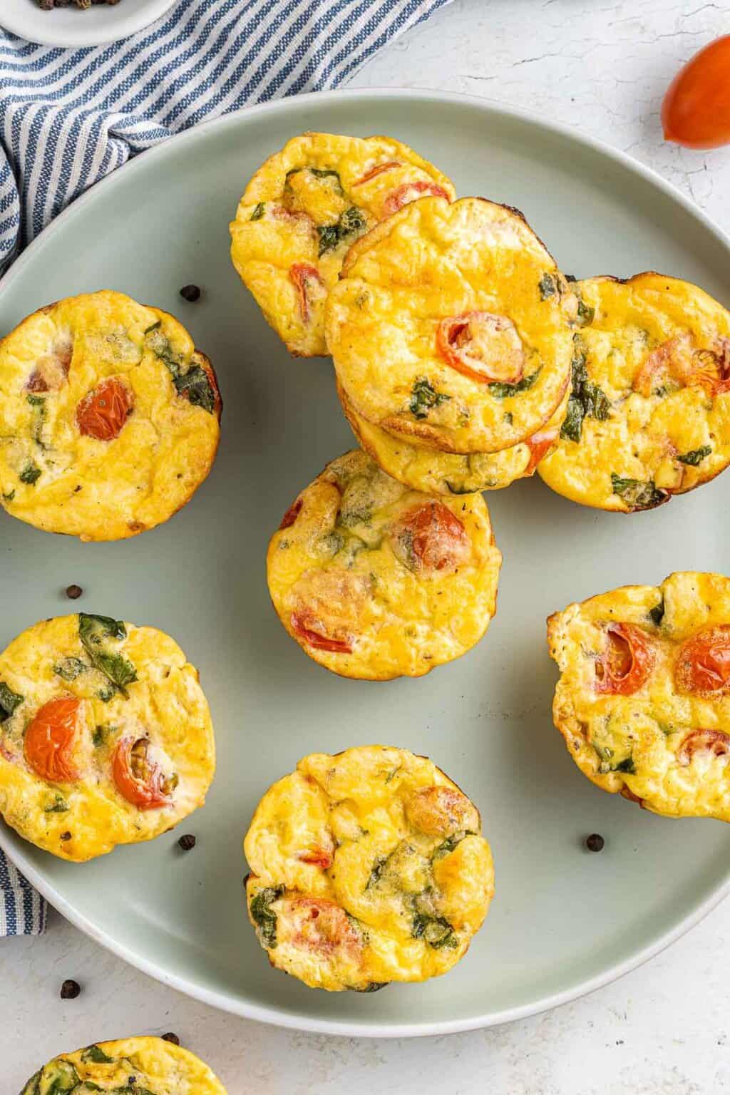 Tomato-Basil Egg Muffin Cups - Make It Skinny Please