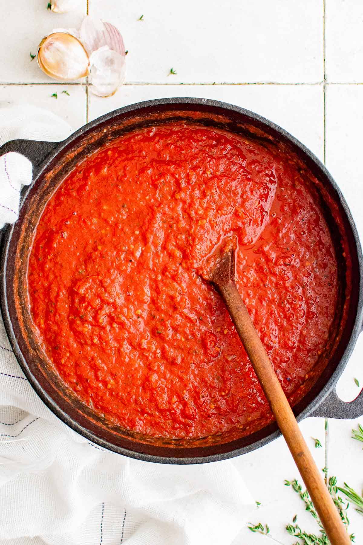 homemade marinara sauce in pan 