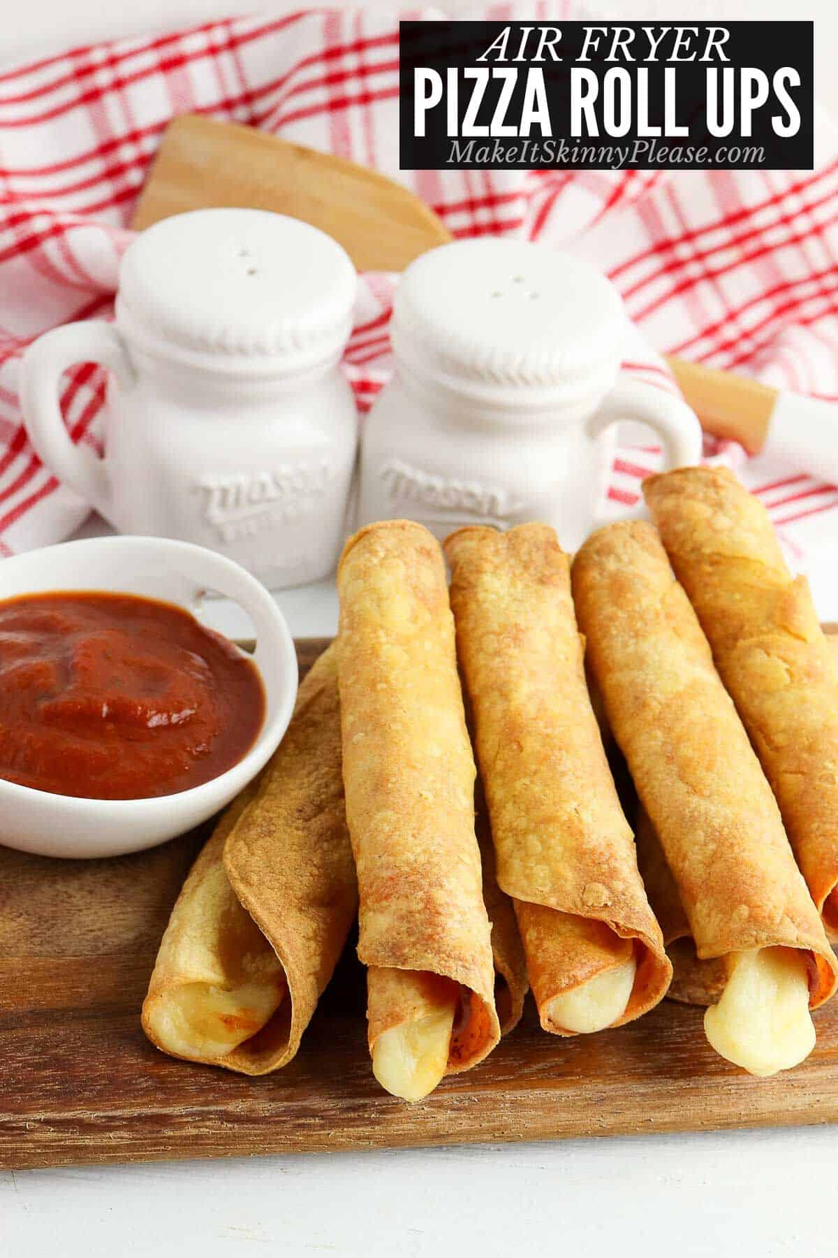 air fryer pizza roll ups with sauce.